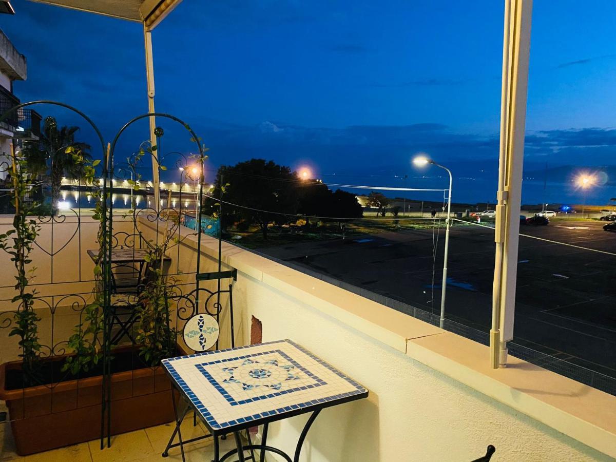 Bed and Breakfast B E B Le Terrazze Sul Mare Катандзаро Экстерьер фото