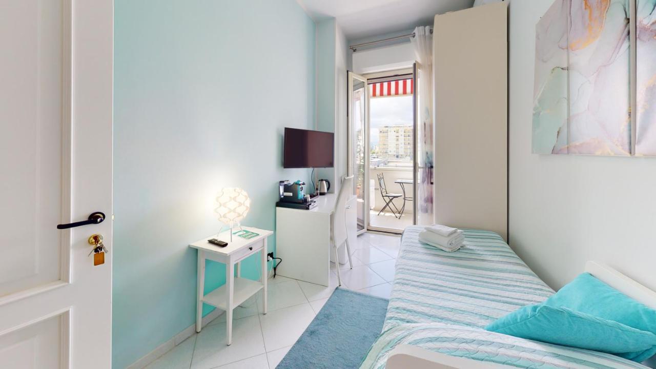 Bed and Breakfast B E B Le Terrazze Sul Mare Катандзаро Экстерьер фото