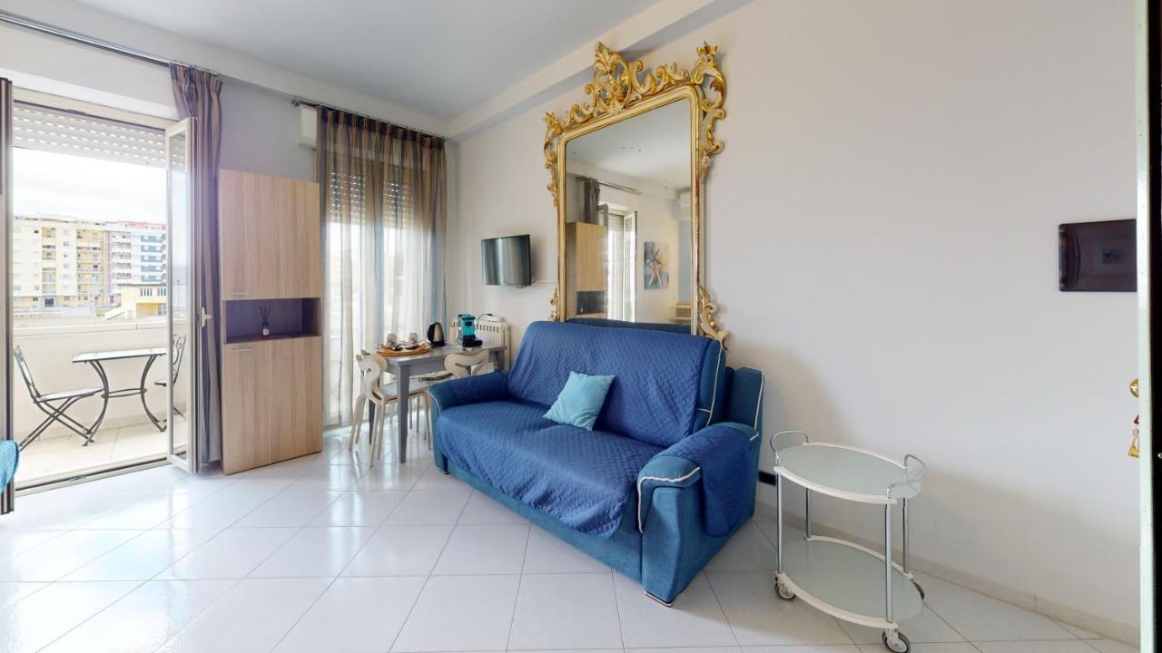 Bed and Breakfast B E B Le Terrazze Sul Mare Катандзаро Экстерьер фото