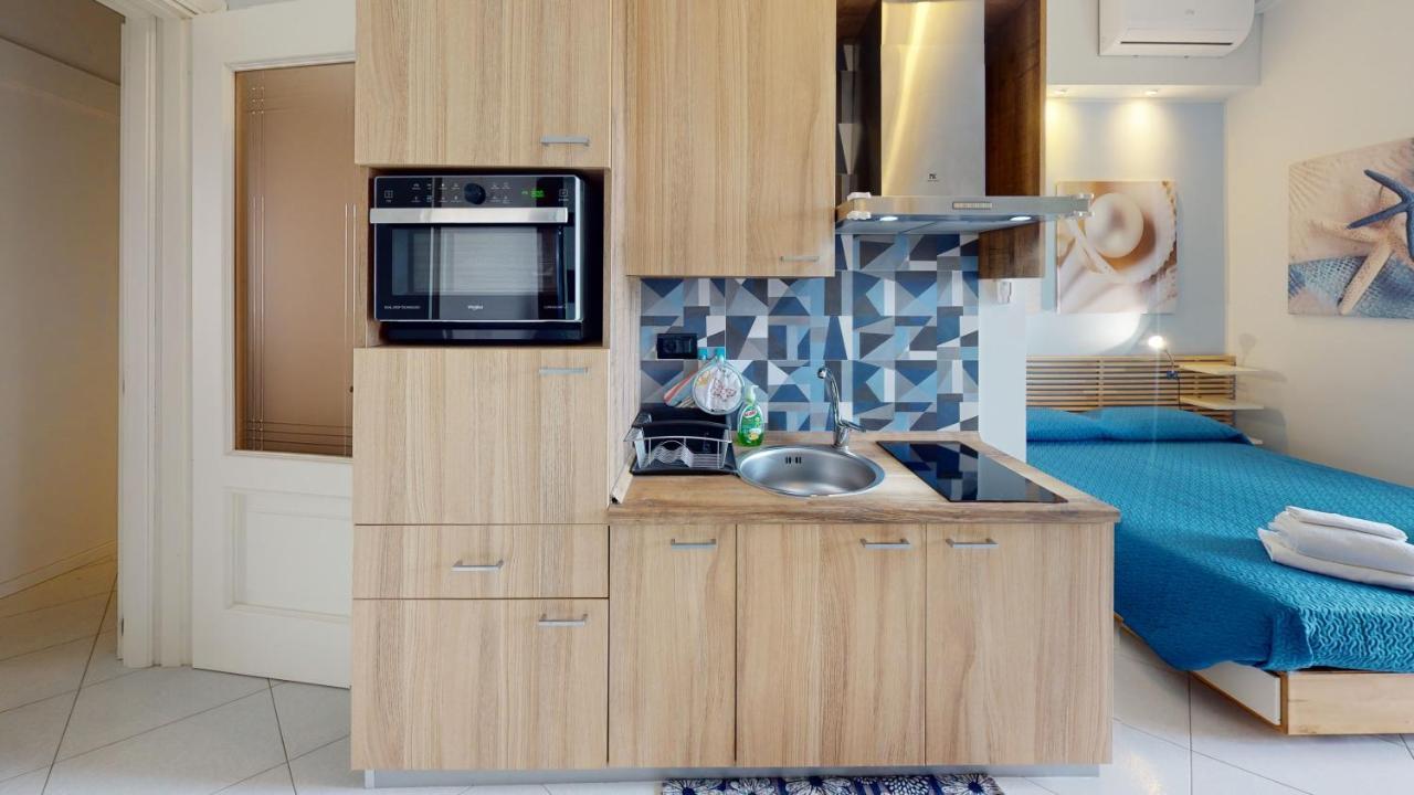 Bed and Breakfast B E B Le Terrazze Sul Mare Катандзаро Экстерьер фото